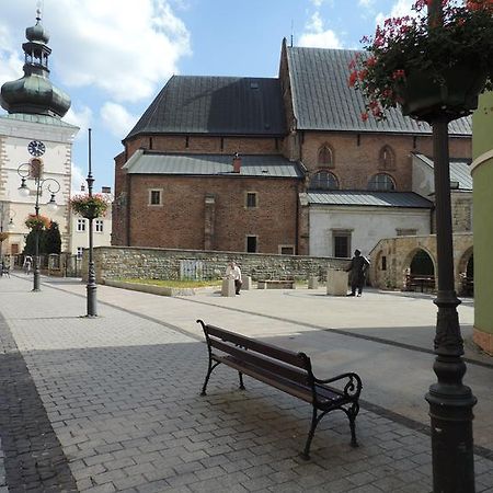 Apartament Violet Krosno Kültér fotó